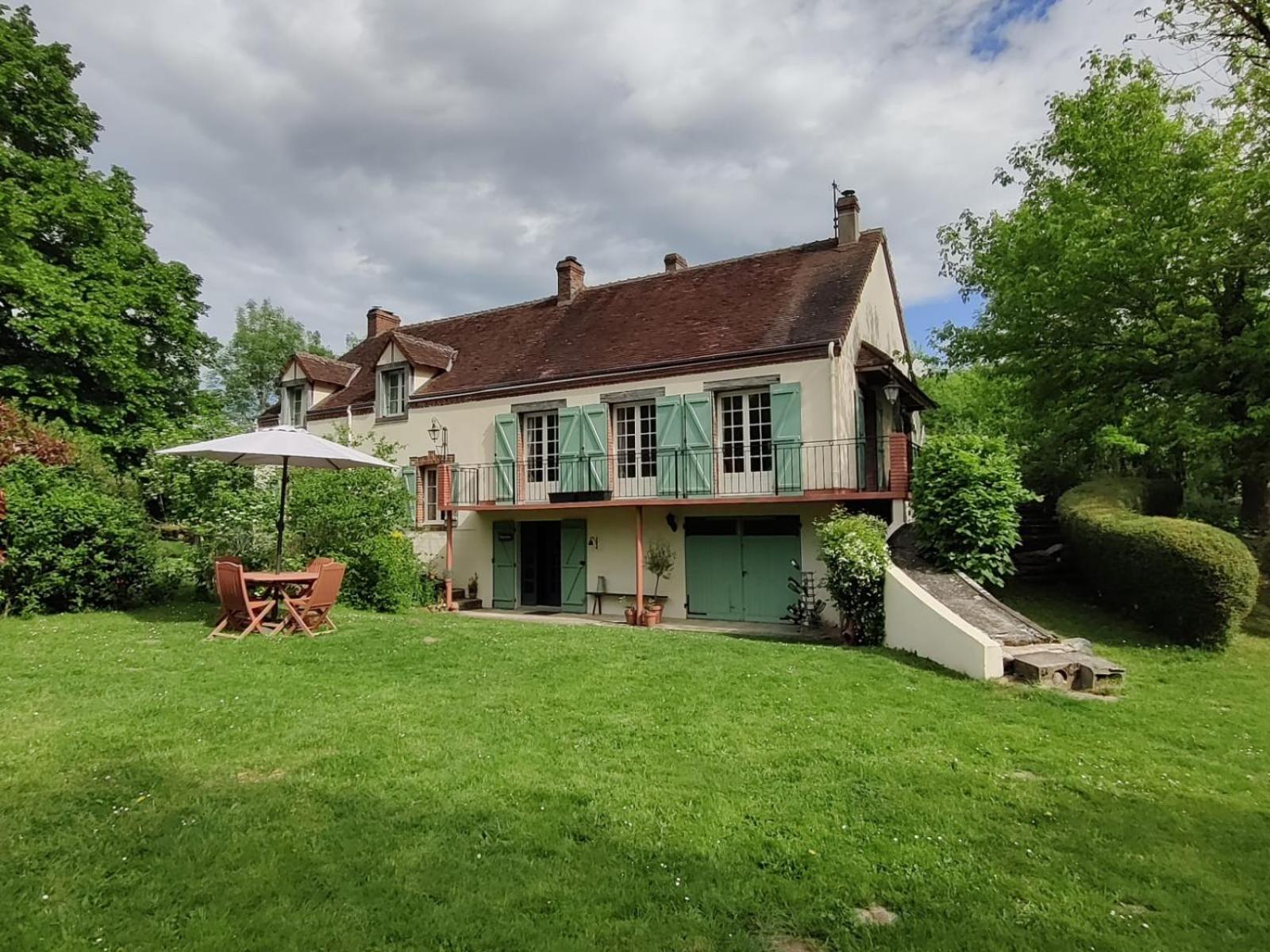 Chambres D'Hotes / B&B Chez Mon Reve Eguzon-Chantome Exterior foto